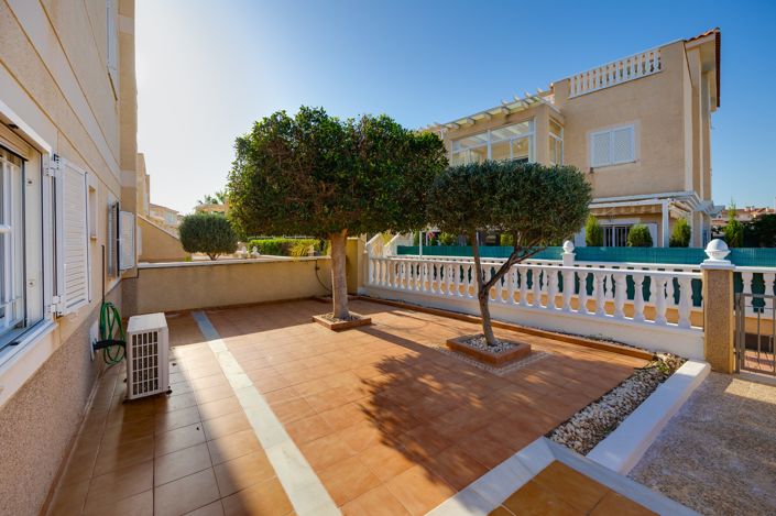 Image No.8-3 Bed Bungalow for sale
