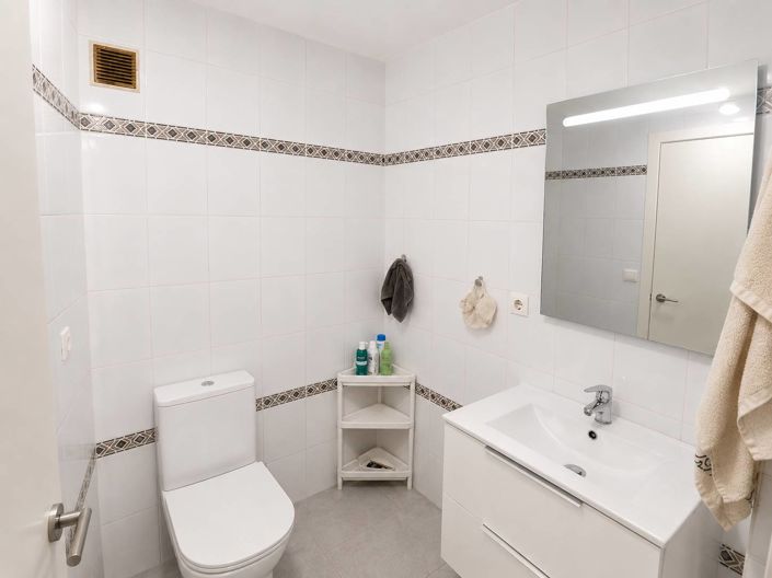 Image No.20-3 Bed Duplex for sale