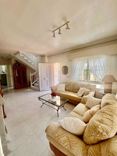 Image No.30-3 Bed Villa for sale