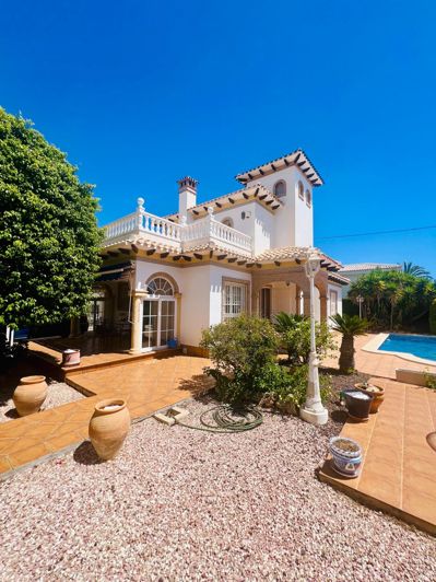 Image No.4-3 Bed Villa for sale