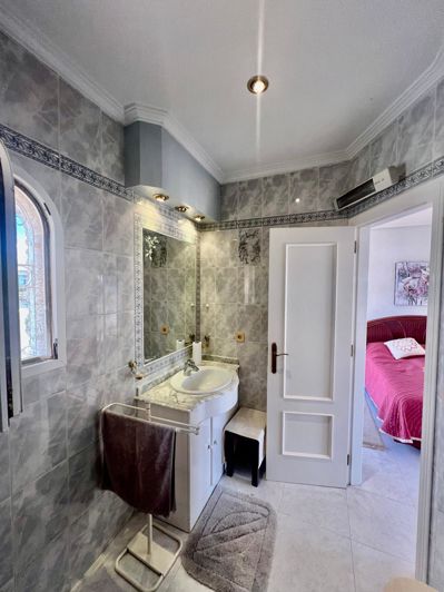 Image No.42-3 Bed Villa for sale