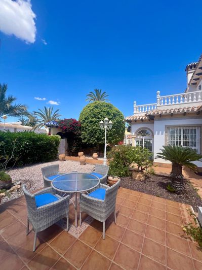 Image No.8-3 Bed Villa for sale