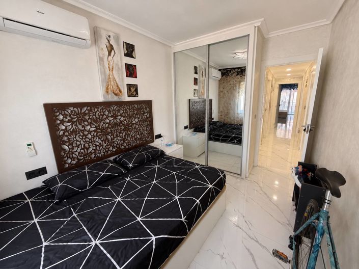 Image No.10-4 Bed Apartment for sale