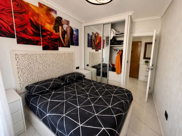 Image No.5-4 Bed Apartment for sale