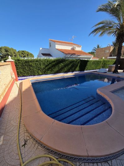 Image No.47-5 Bed Villa for sale