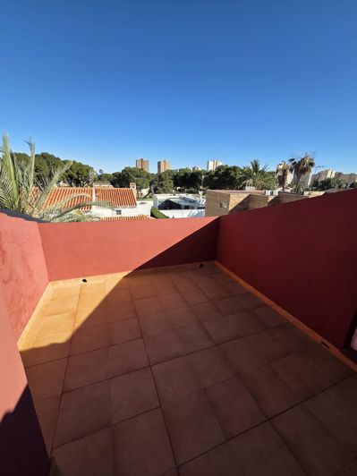 Image No.6-5 Bed Villa for sale
