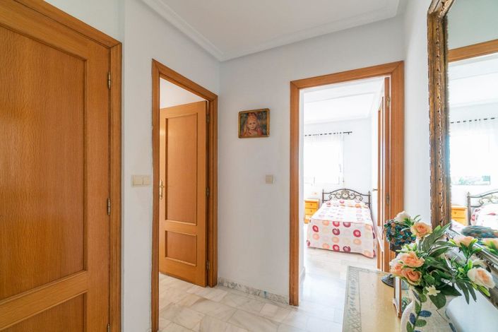Image No.27-4 Bed Villa for sale