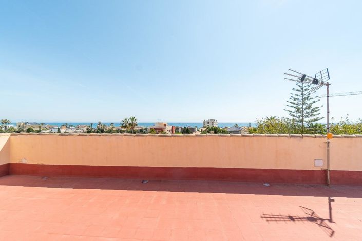 Image No.48-4 Bed Villa for sale