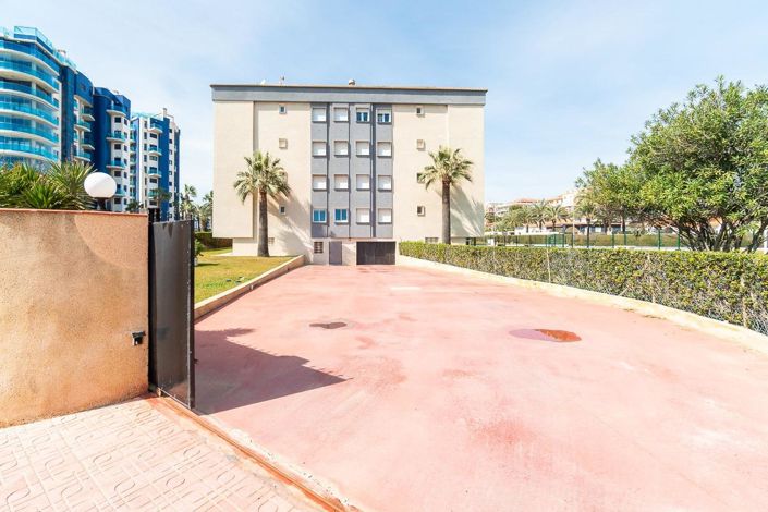 Image No.42-2 Bed Apartment for sale