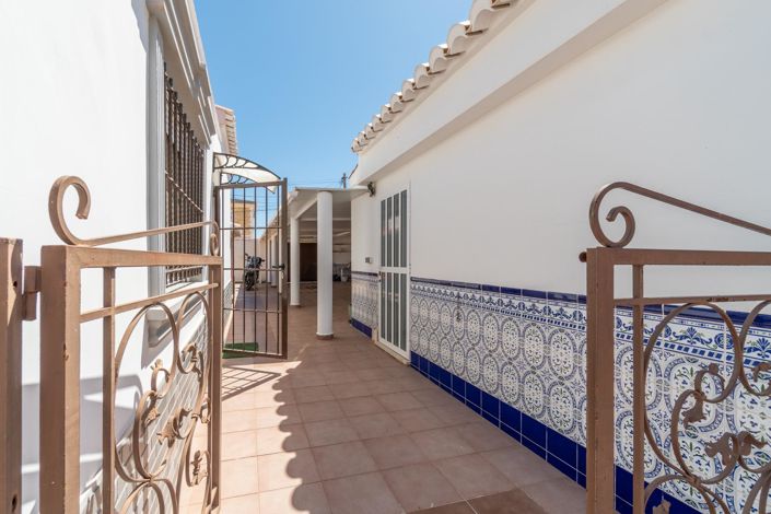 Image No.30-Villa de 4 chambres à vendre à Torrevieja