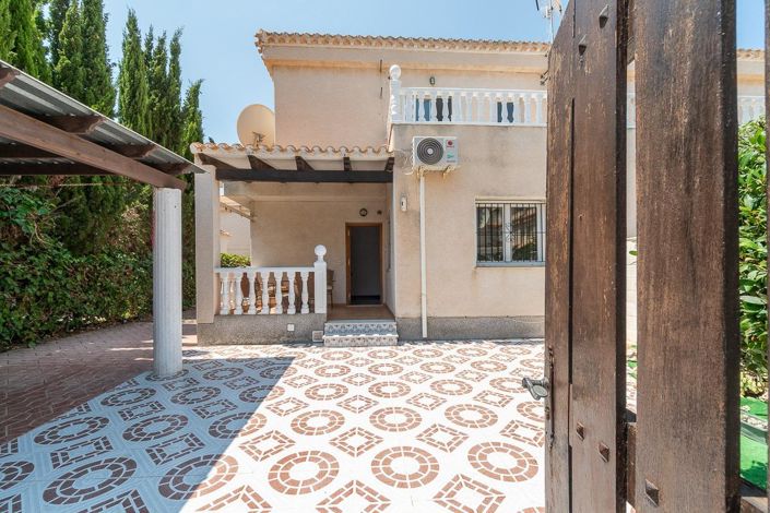 Image No.6-Villa de 3 chambres à vendre à Orihuela Costa