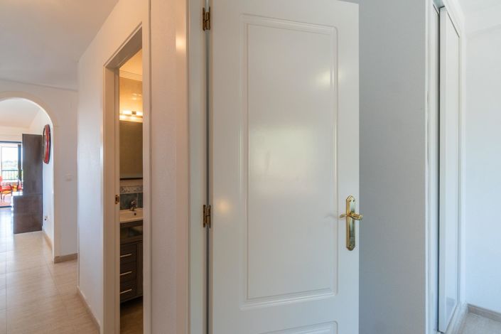 Image No.17-2 Bed Apartment for sale