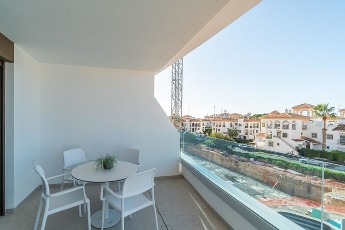 Image No.10-2 Bed Apartment for sale