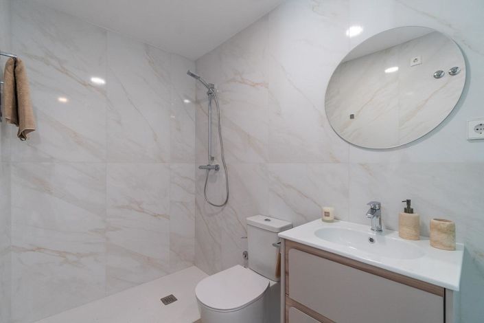 Image No.22-2 Bed Apartment for sale