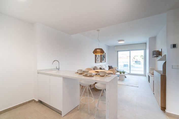 Image No.4-2 Bed Apartment for sale