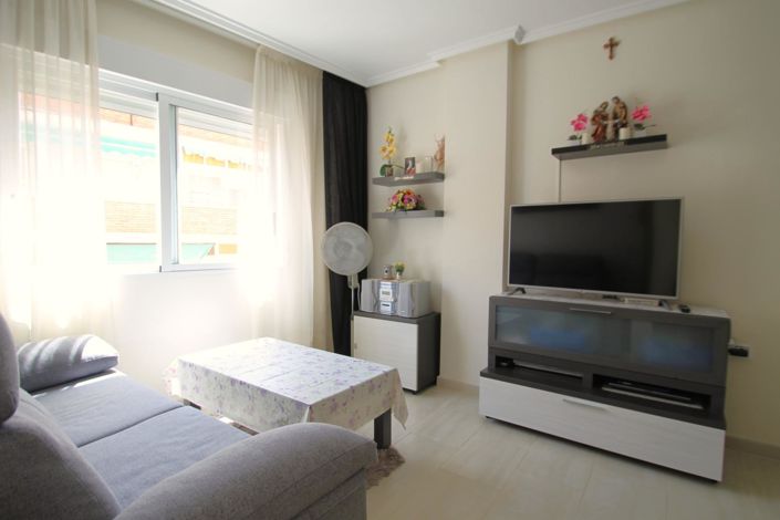 Image No.2-Appartement de 2 chambres à vendre à Torrevieja