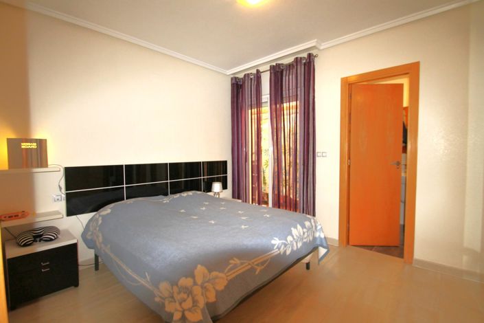 Image No.6-Appartement de 2 chambres à vendre à Torrevieja