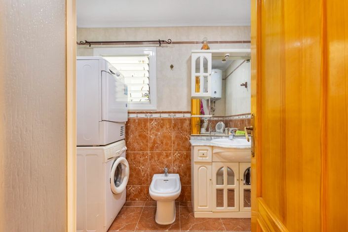 Image No.19-2 Bed Apartment for sale