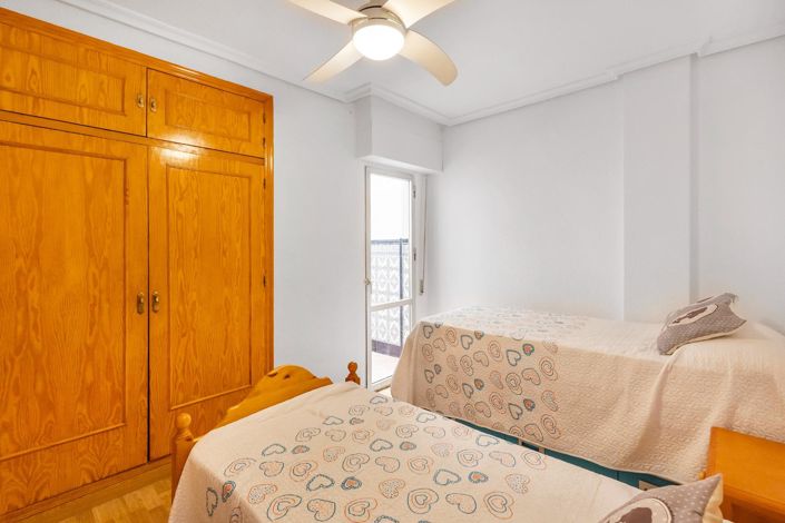 Image No.21-2 Bed Apartment for sale