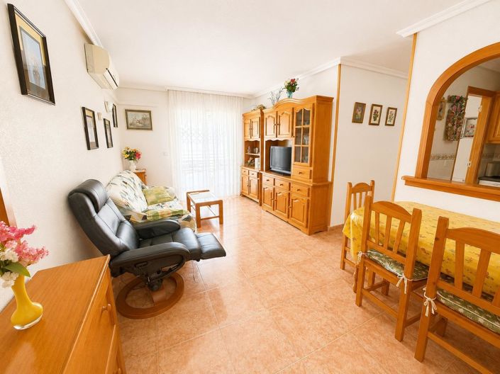 Image No.3-Appartement de 2 chambres à vendre à Torrevieja