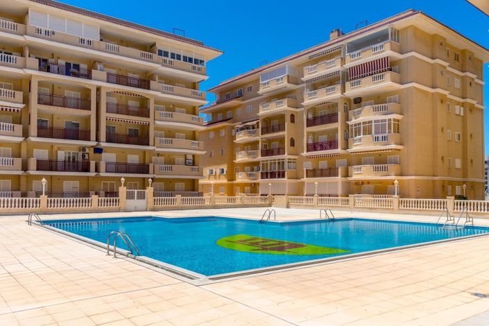 Image No.34-3 Bed Apartment for sale
