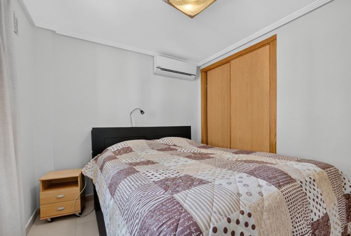 Image No.16-3 Bed Townhouse for sale