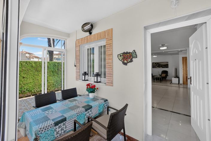 Image No.33-3 Bed Townhouse for sale