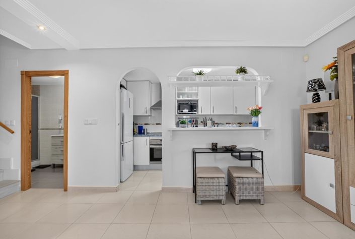 Image No.9-3 Bed Townhouse for sale
