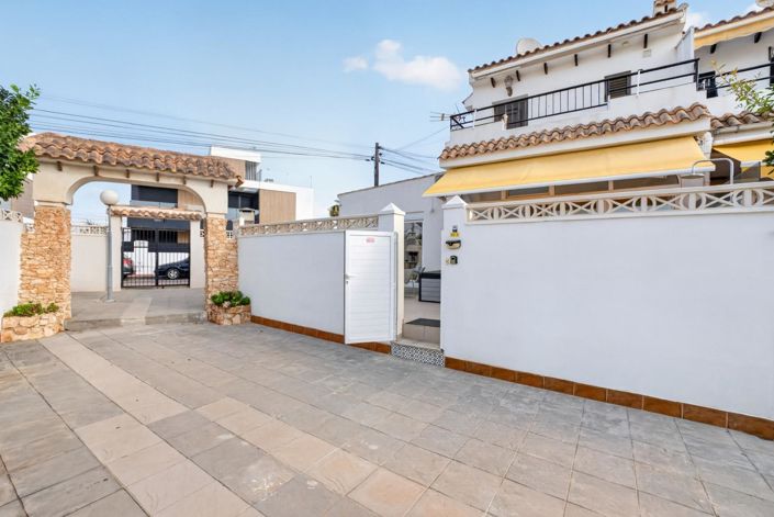 Image No.25-2 Bed Apartment for sale