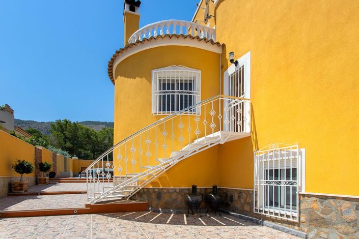 Image No.12-5 Bed Villa for sale