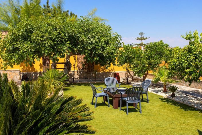 Image No.17-5 Bed Villa for sale