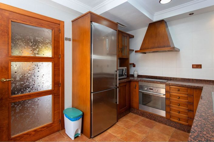 Image No.27-5 Bed Villa for sale