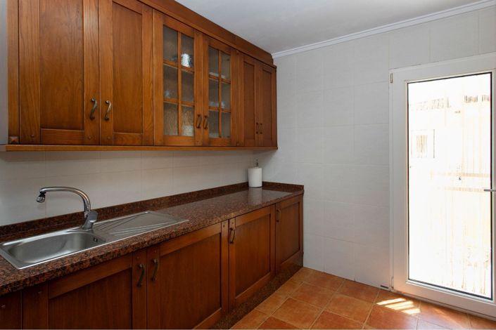 Image No.28-5 Bed Villa for sale