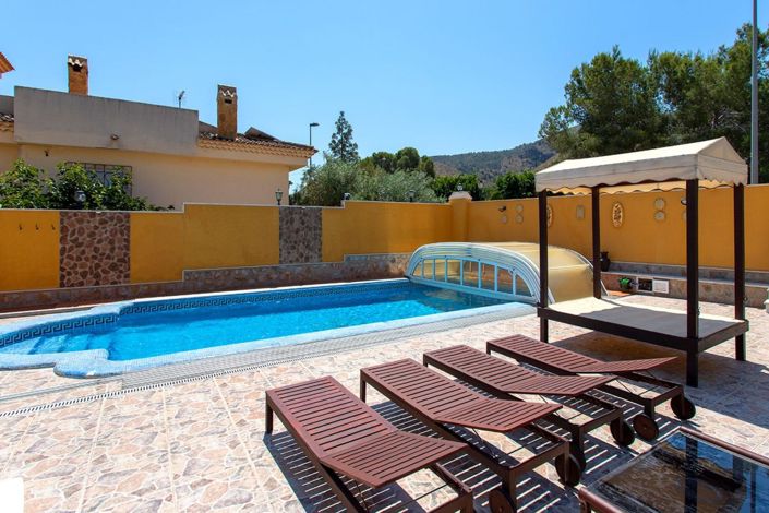 Image No.6-5 Bed Villa for sale