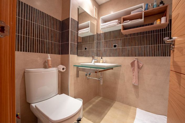 Image No.13-2 Bed Apartment for sale
