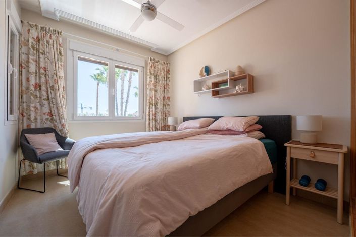 Image No.8-2 Bed Apartment for sale