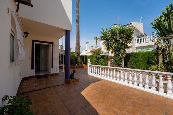 Image No.14-Villa de 2 chambres à vendre à Torrevieja