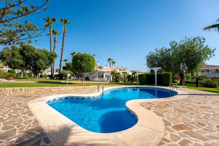 Image No.22-Villa de 2 chambres à vendre à Torrevieja