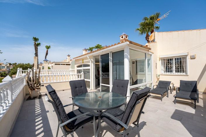 Image No.4-Villa de 2 chambres à vendre à Torrevieja