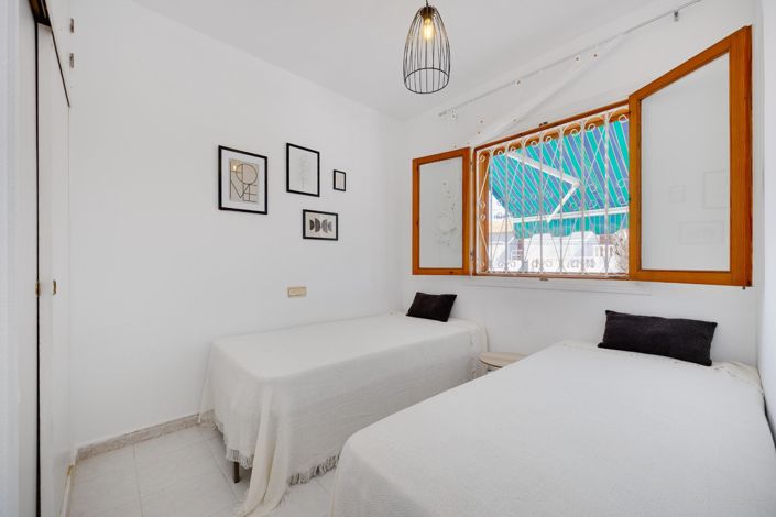 Image No.13-2 Bed Bungalow for sale