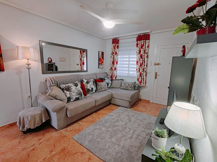 Image No.4-2 Bed Bungalow for sale