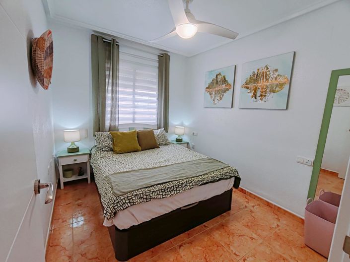 Image No.6-2 Bed Bungalow for sale