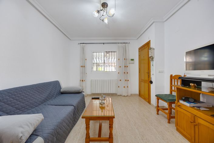 Image No.3-Bungalow de 2 chambres à vendre à Orihuela Costa