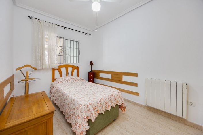 Image No.6-Bungalow de 2 chambres à vendre à Orihuela Costa