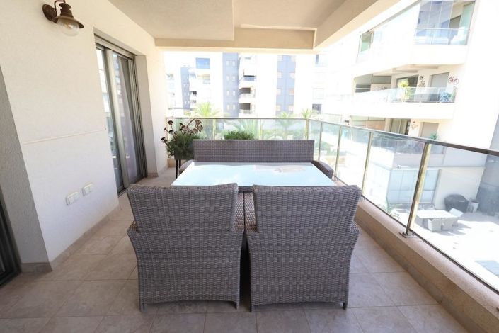Image No.16-2 Bed Apartment for sale
