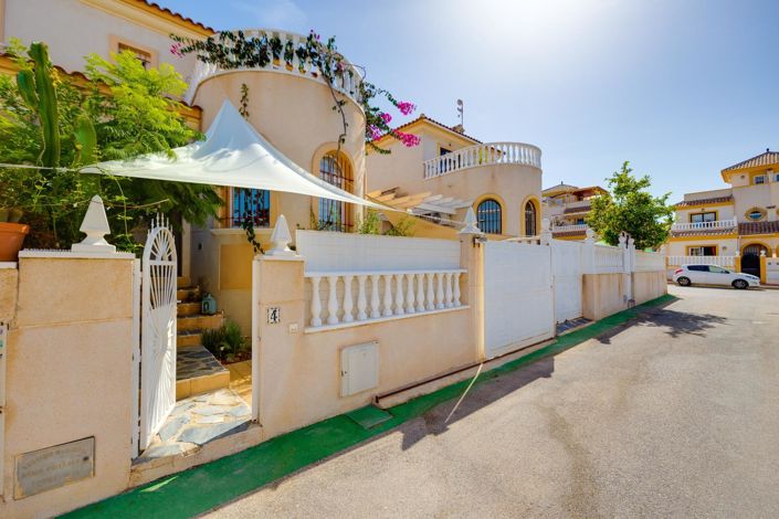 Image No.33-Villa de 2 chambres à vendre à Torrevieja