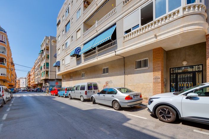Image No.3-3 Bed Apartment for sale