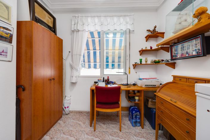 Image No.32-3 Bed Apartment for sale
