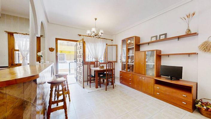 Image No.20-Villa de 2 chambres à vendre à Torrevieja