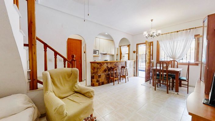 Image No.4-Villa de 2 chambres à vendre à Torrevieja